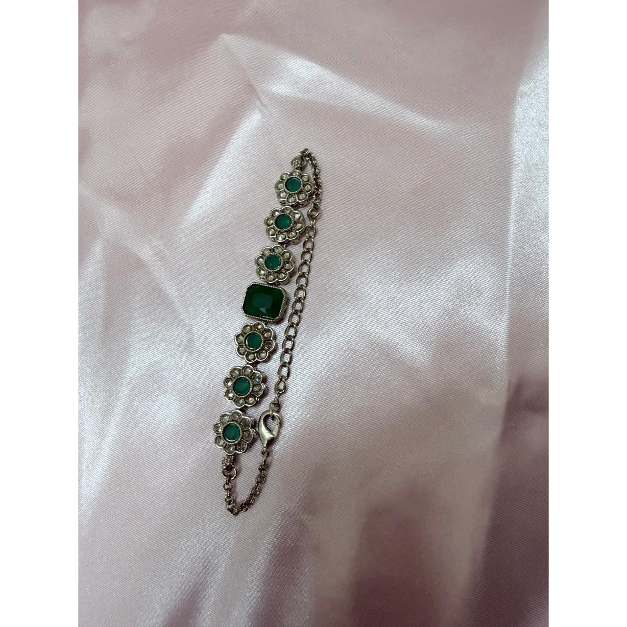 17 - Bracelet
